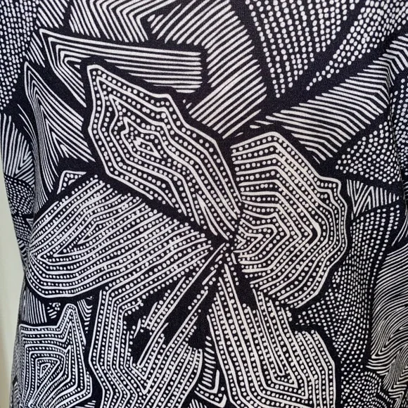 Lululemon Racerback Top, size small - Picture 5 of 7